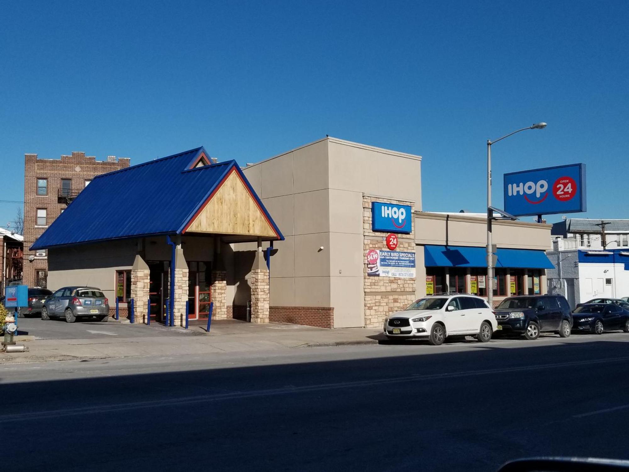 Homestay 500 Estates Llc Irvington